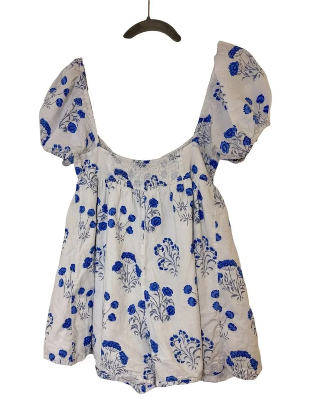 Urban Outfitters Ginnie Blue White Floral Puff Sleeve Romper Size Small